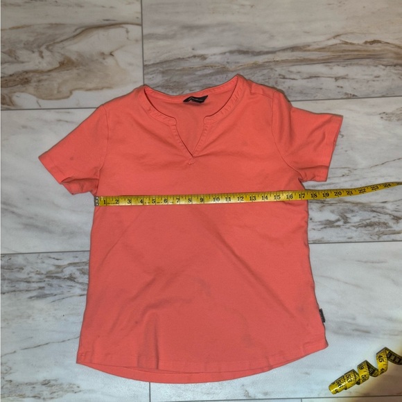 Eddie Bauer Coral Pima Cotton Notch Neck Tee - Size M - Picture 4 of 7